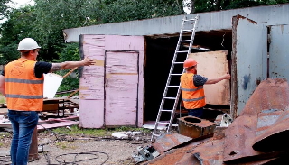 Демонтаж гаражей в Новосибирске, цена от 1744 руб. – услуги под ключ от 2Землекопа-Нвс