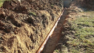 Копка траншей для водопровода в Новосибирске: цена за метр от 924 руб.