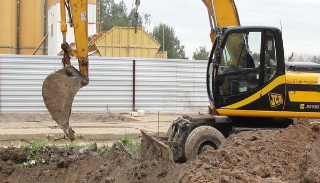 Выкопать яму экскаватором в Новосибирске от 924 руб. - 2Землекопа-Нвс